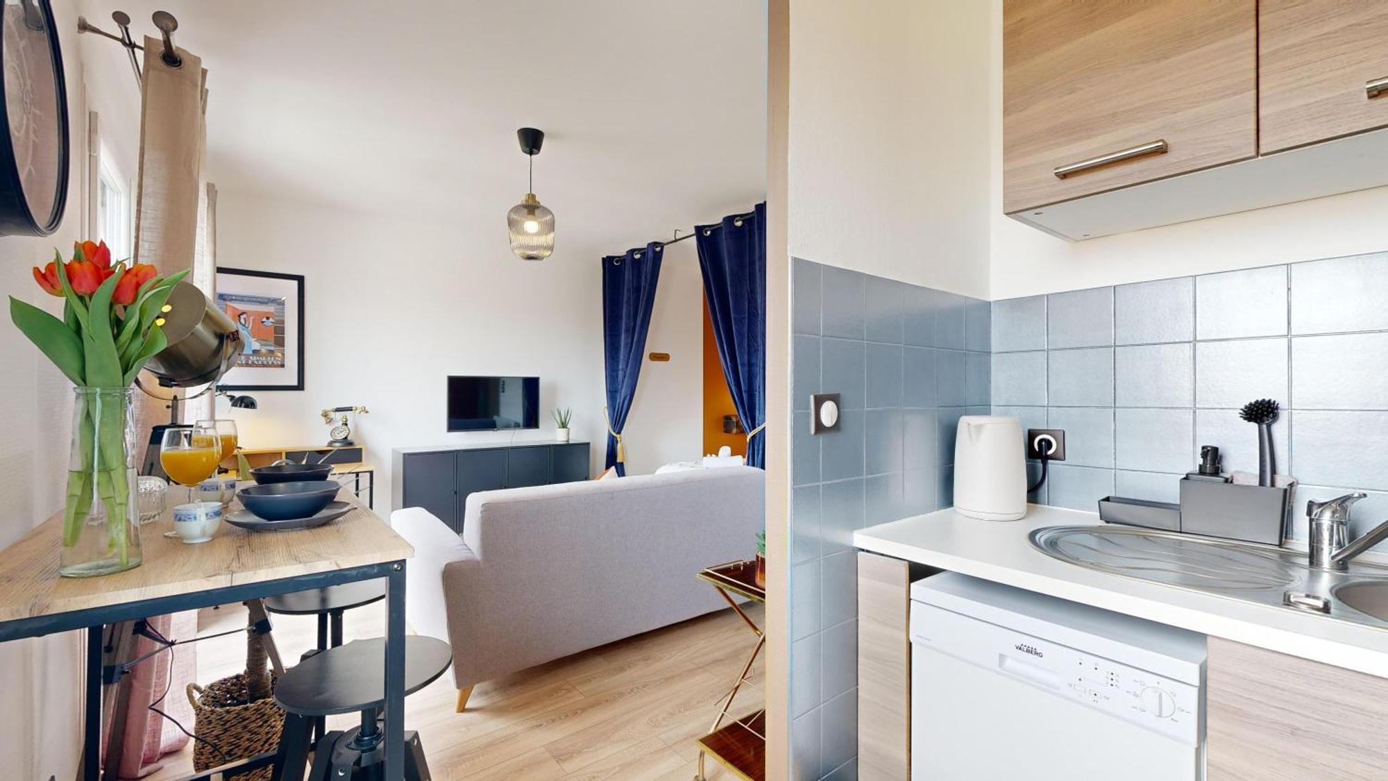 Apartment Expat Renting - L'orient Express - Parking - Wifi *